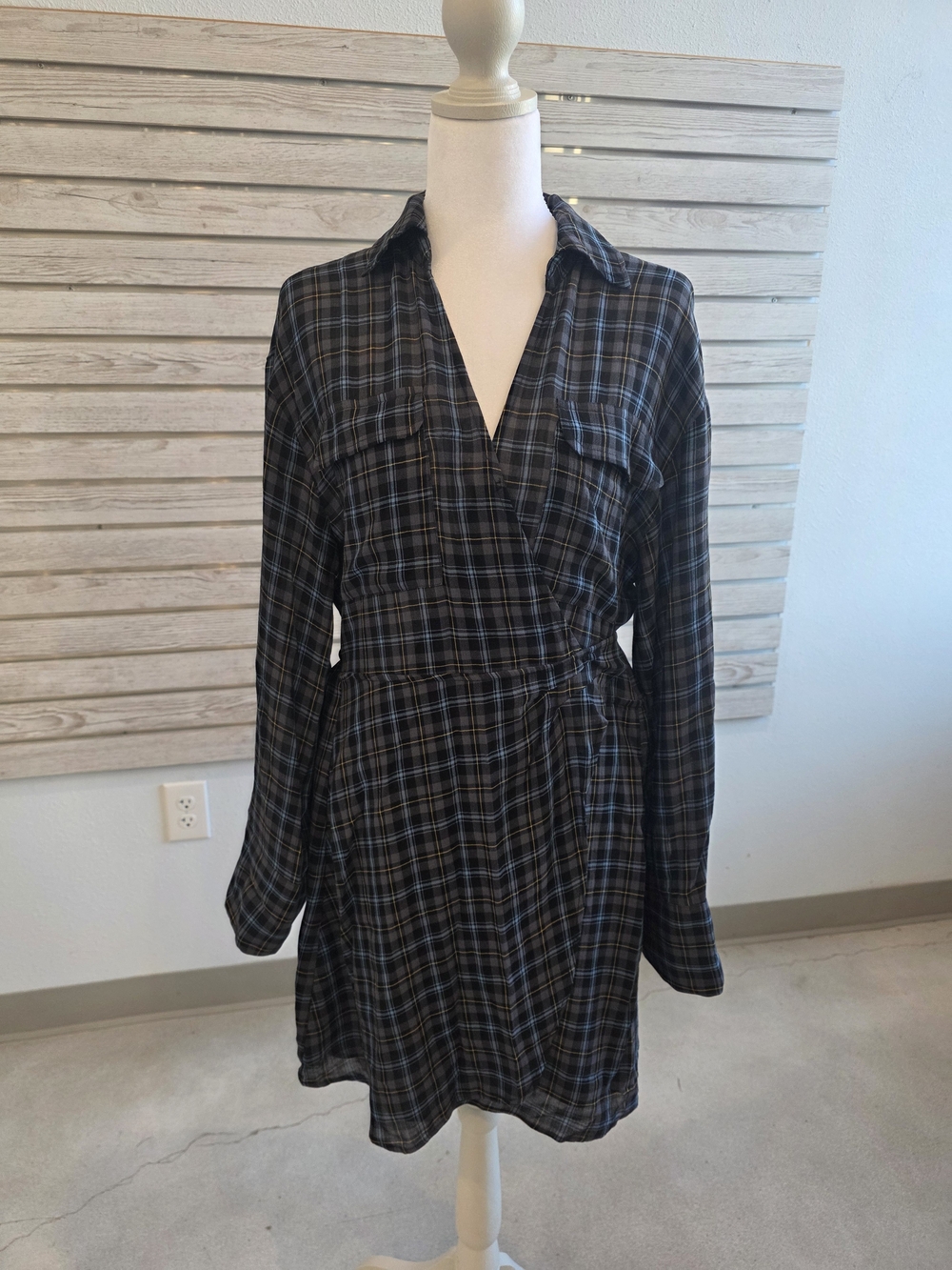 Plaid Wrap-Front Long-Sleeve Dress in Black and Navy